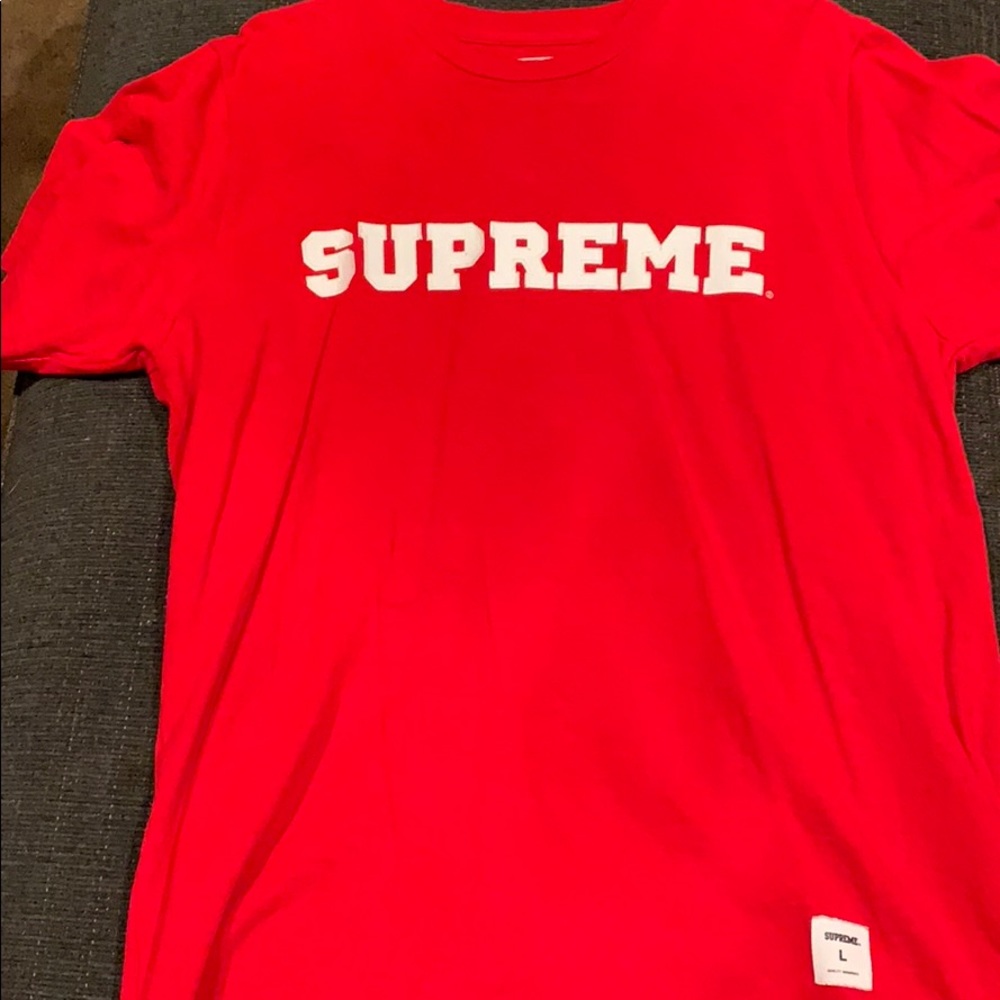 Supreme Tee.